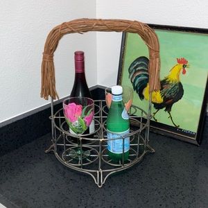 Metal 4 section carrier with Grapevine accents